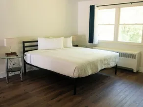 The Lagrange Inn & Extended Stay - Image 5