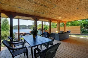 Majestic Lakefront Guest Suite w/ Kayaks - Image 1