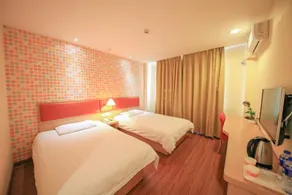 Home Inn Ulanqab Jining Railway Station Zhanqian Square - Image 3
