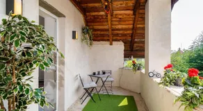 Beautiful Apartments With Parking In a Quiet Location - Image 3