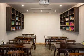 Ting Jian·Musu Private Soup Design Homestay (South Gate of Wuzhen Xizha Scenic Area) - Image 4