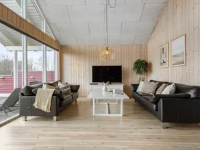 Luxury Pool Retreat in Nordborg - By Traum Ferienwohnungen - Image 2