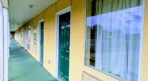 Coast Motel - Image 2