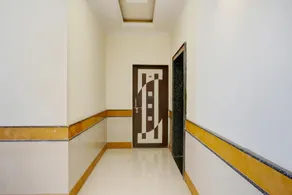 OYO 39728 Hotel Surya - Image 3