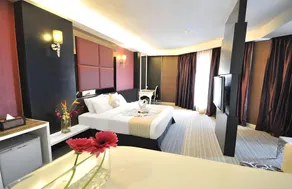 The Sterling Boutique Hotel - Image 4