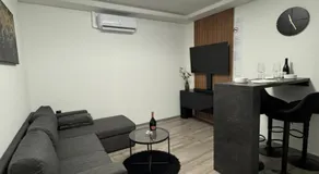 Lux Stay Apartmant - Image 2