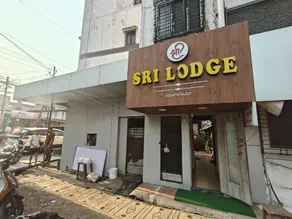 Hotel Sri Lodge Kalyan - Couple Friendly Hotel - Image 4