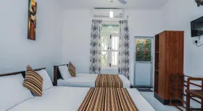 Bon Voyaage Tourist Inn - Image 2