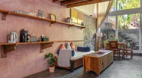 Tool House - Great Estate Stay for Remote Work - Image 3