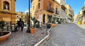 Akragas Home 1 in Center with City View - Image 2