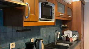 Cozy Room with Private Bathroom near Paris LaDefense Arena - Image 5