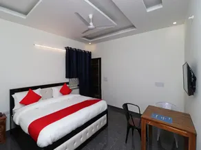 OYO 28576 Laxmi Residency - Image 2