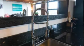 Loft Apartment - Image 5