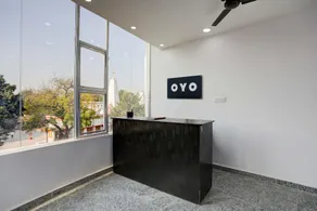 OYO 823935 Hotel Awadh Inn - Image 3