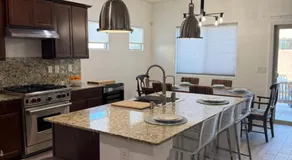 Henderson home - Image 3