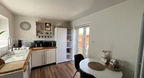 Cosy countryside stay near Bath with free parking - Image 3