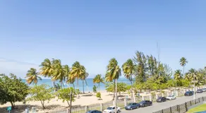 AQUA Villas Del Mar Apt 6 - 1 BR ADA-Accessible Beachfront Oasis - Image 3