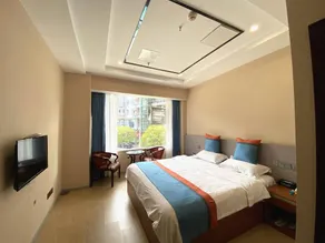Ruyi Business Hotel - Image 2