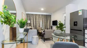 Blue luxurious Apt - Image 3