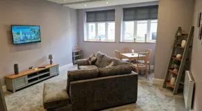 The County - Image 4