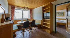 Single room, shower, toilet, balcony - Image 2