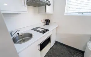 Spacious Comfortable studio near the university - Image 4