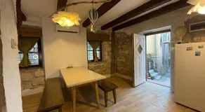 Heat Hostel - Image 5
