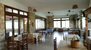 Studio with view in Polis area - Image 5