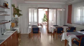 Pansion Antonio - Image 2