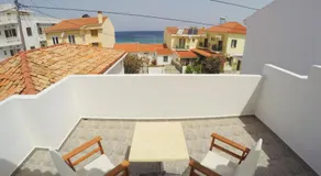 Tarsanas Beach - Image 4