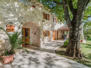 In the original style, restored old Istrian house in a quiet place Slivari - Image 3