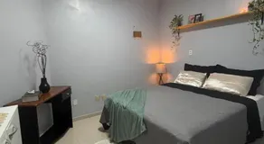 Casa com garagem e 2 quartos - Image 2