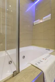 The Queen Luxury Apartments - Villa Medici - Image 4