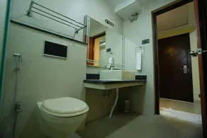 Urban Suites - Image 5