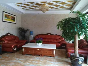 Zhenyuan Business Hotel - Image 5