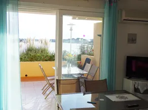 Charmant appartement avec barbecue, terrasse et piscine | Vue lac | Avec animaux autorisés - Image 2