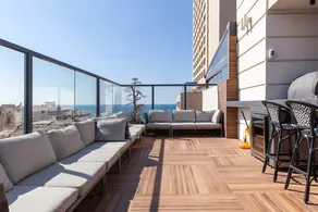 O&O Group - Deluxe Beachfront 3 BR Penthouse - Image 3