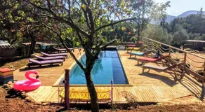 Un brin dfolies, bohème , nature, piscine chauffée de Pâques à Toussaint , spa , sauna, yoga ,massage - Image 3