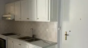 Minimal Stay House - Image 4
