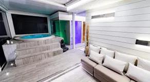 Hotel Ambassador - Image 2