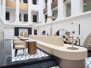 Yee Hotel Shamian Guangzhou - Image 2