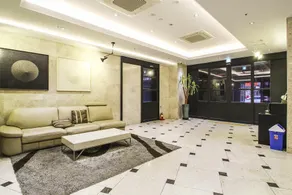 R Lee Suite Ganseok - Image 3