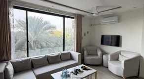 Aurum Apartments Gulberg Lahore Premium Stay LMY - Image 2
