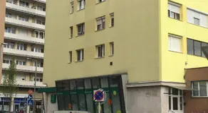 Central - Image 5