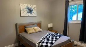 Cozy 3BR Cottage Near Lake Simcoe - Image 3