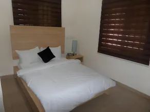 Vine Apartments - Image 5