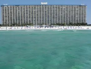 The Summit Condominiums - Image 4