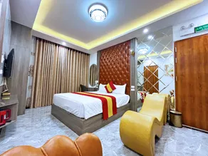 Queen Hotel Mo Lao - Image 5