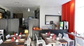Comfort apartment near central Paris - Image 2