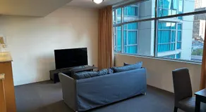 Sydney CBD 1BR-1BA Unit - Free Parking - Image 2